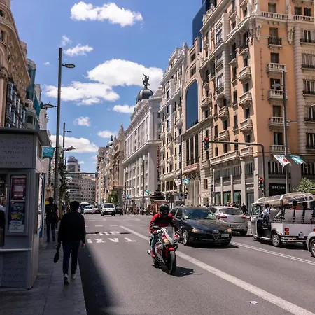 Estudio Plaza Neptuno Madrid Extérieur photo