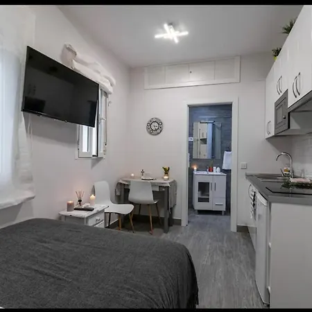 Estudio Plaza Neptuno Madrid Extérieur photo